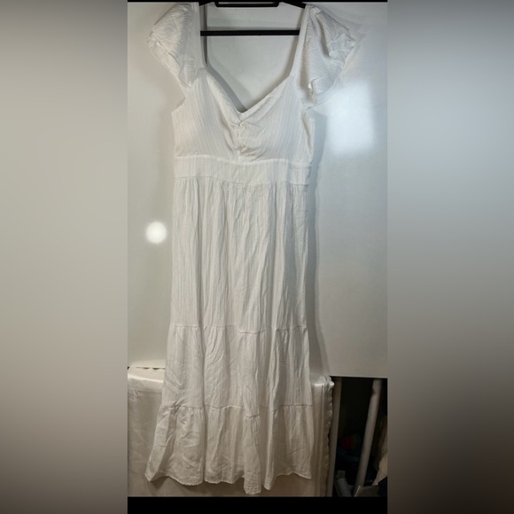 NWT Chic White Maxi Dress for Women A0180 - Picture 5 of 5